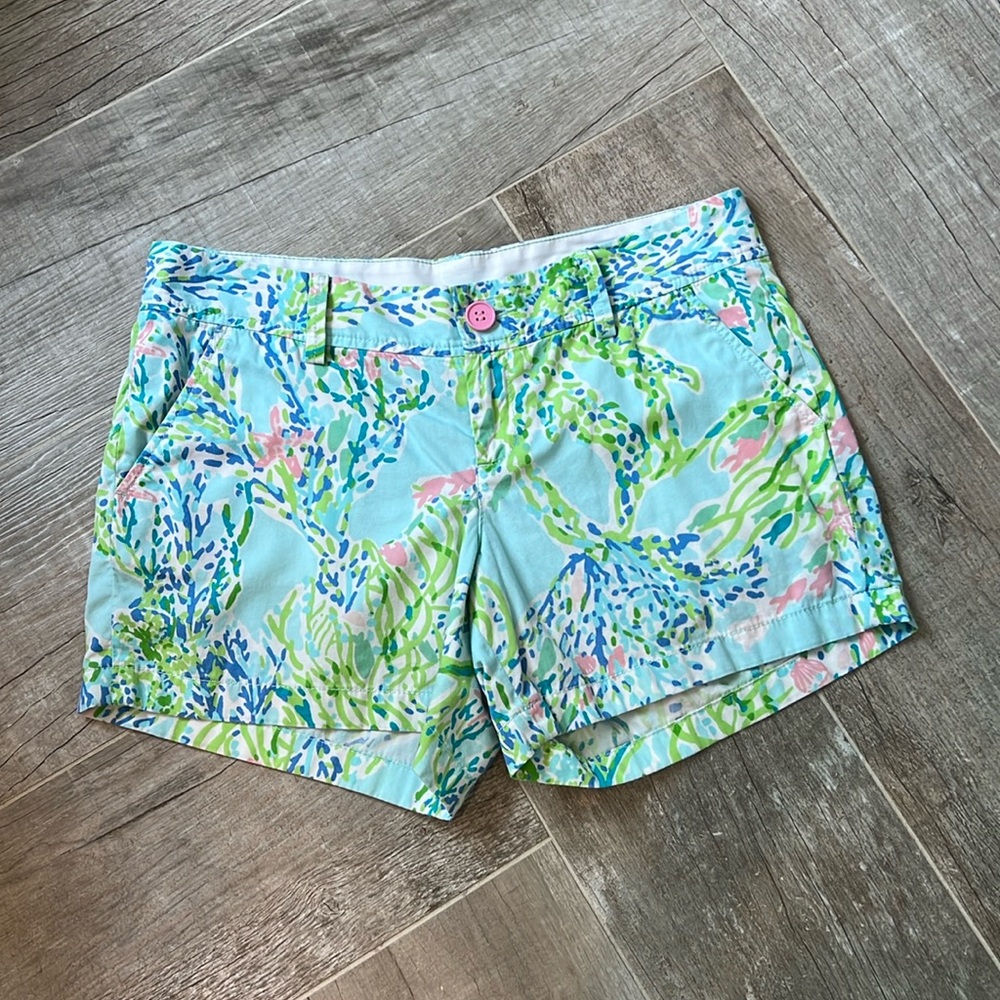 Lilly Pulitzer Blue and Green Patterned Women Shorts